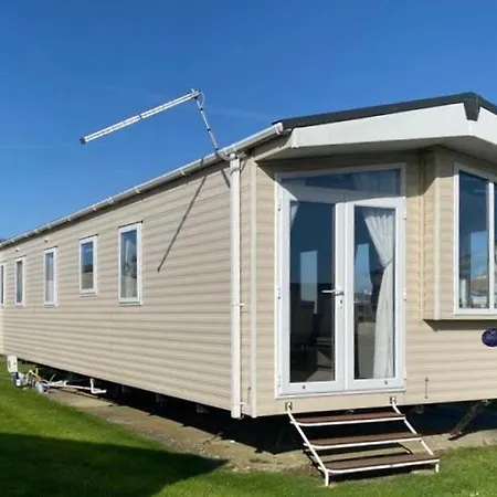 Lagoon Close Holiday Home Pagham Exterior photo