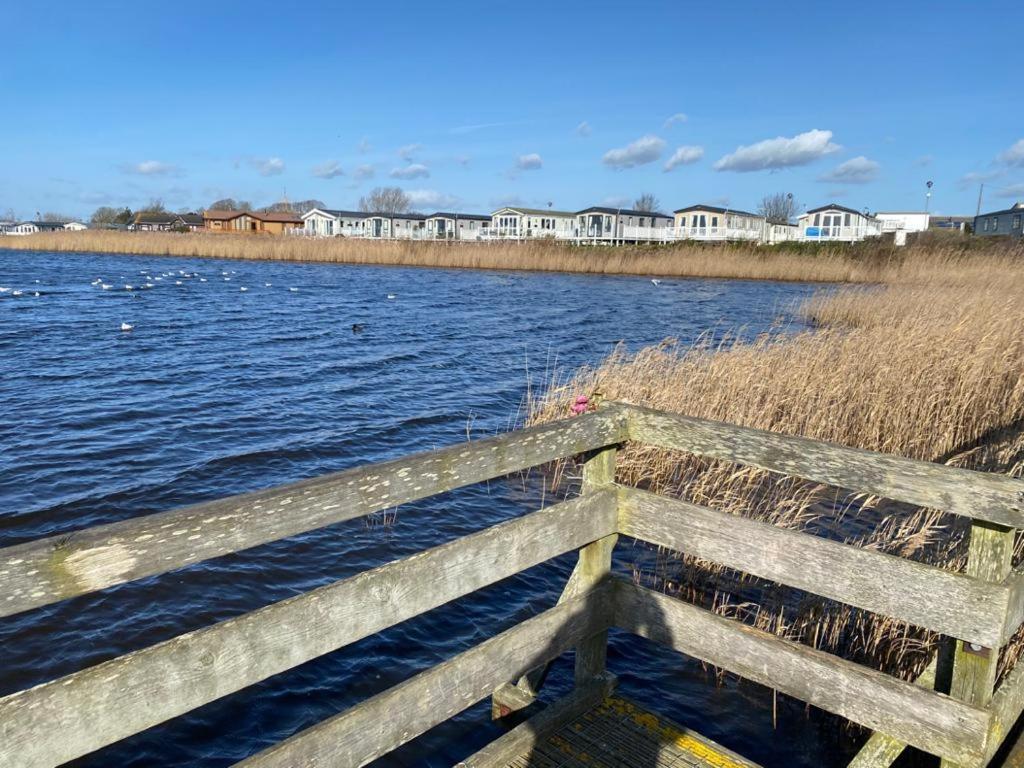 Lagoon Close Holiday home *